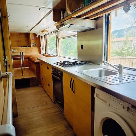 Chalé Le Refuge Du Milan - Bus Avec Jacuzzi 5 Personnes